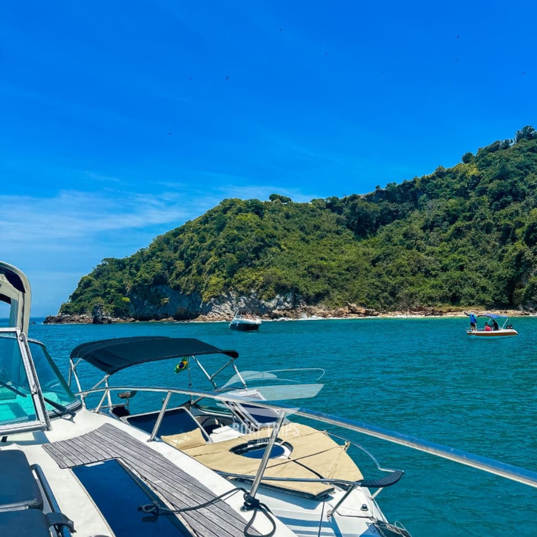 Passeio Boat Trips em Ilha Feia e Rasa, Búzios